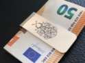 Geldklammer aus massivem Silber mit Handgravur eines Familienwappens (Vollwappen)